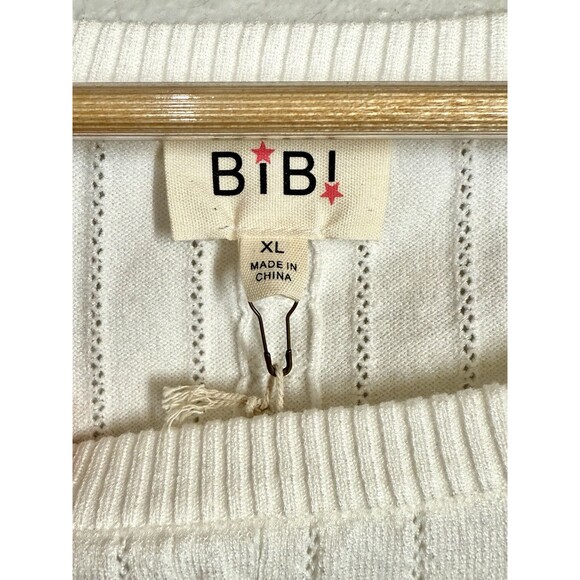 BiBi Floral Embroidered Blouse with Striped Sleeves - Picture 10 of 15